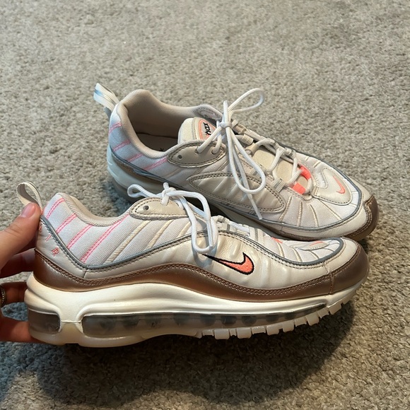 Nike Air Max 98 Rose Gold‎ Lava Glow Sneakers size 8.5 - Picture 1 of 7